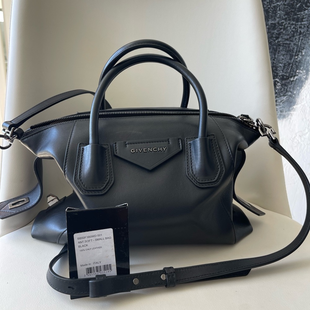 Givenchy Antigona Tote Bag